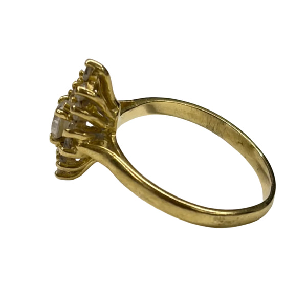 Bague Marquise en Or Jaune avec Oxyde de Zirconium 18K
