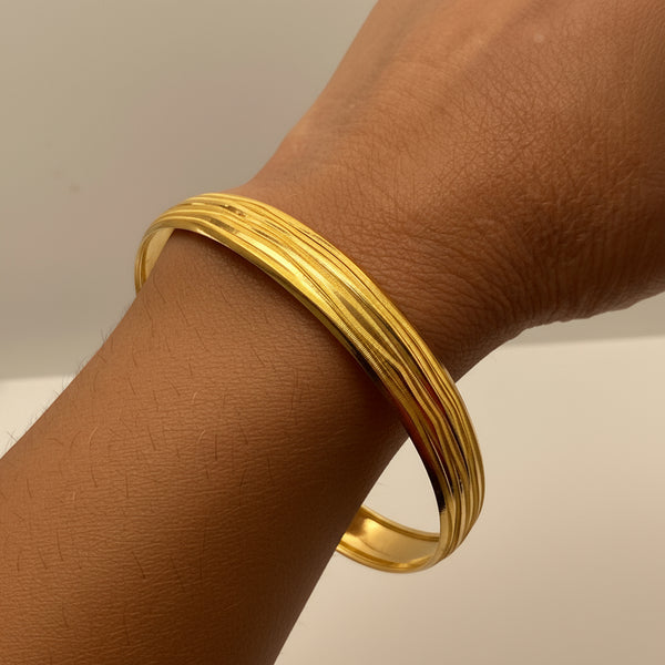 Bracelet Jonc Ciselé en Or Jaune 22K - 9.35g