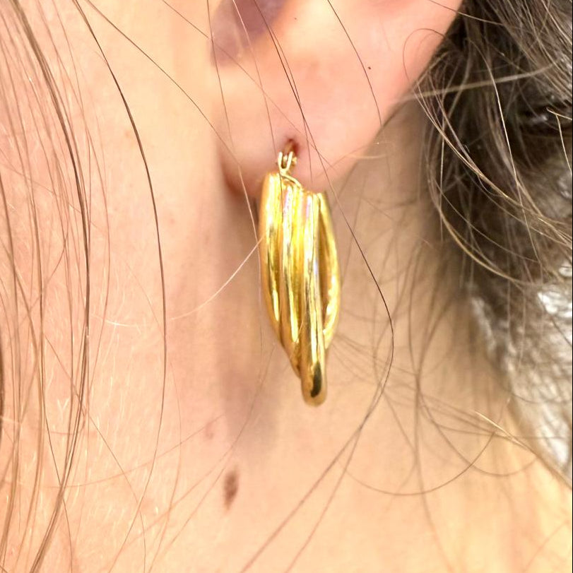 Boucles d'oreilles créoles en or jaune 18K - 2.60g