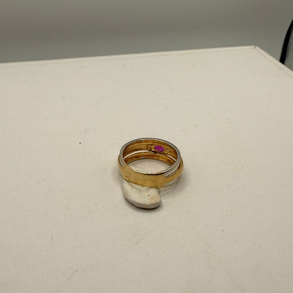 Bague en Or Jaune, Or Blanc 18K avec Diamants et Rubis 3.89 Grs Taille 54