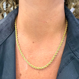 Collier chaîne torsadée en or jaune 18k 8.1 Grs