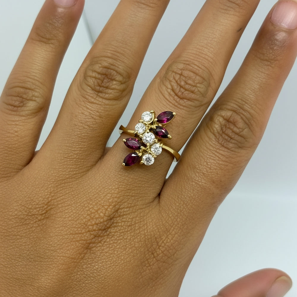 Bague Or Jaune 750 avec Rubis et Diamants
