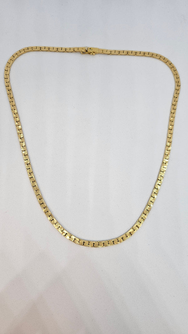 Collier Ras du Cou en Or Jaune 18k Haricot Plat