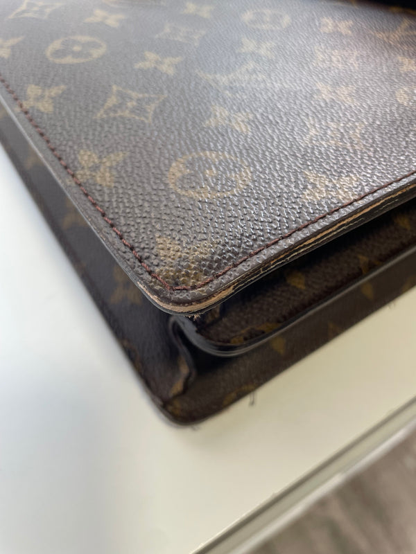 Louis Vuitton Mallette Maron Vintage Toile Monogramme