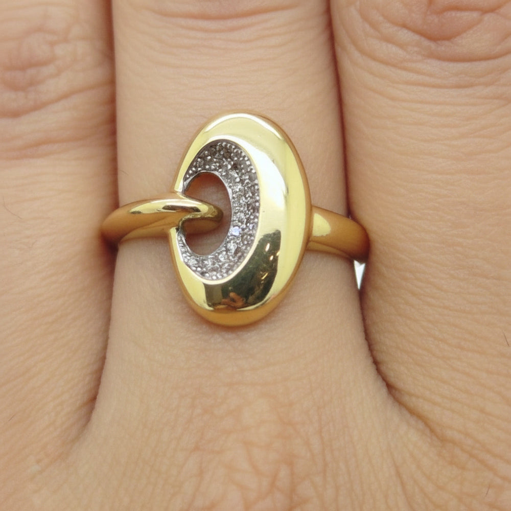Superbe bague en or jaune 18k avec diamants