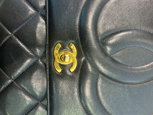 Sac porté épaule Chanel Cuir Noir Maxi Classic Flap Jumbo