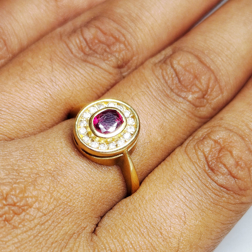 Bague en Or Jaune 18 Carats avec Rubis et Diamants – T 54