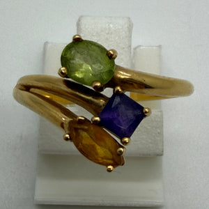 Bague en or jaune 18 K - Taille 53 -  2.74 G