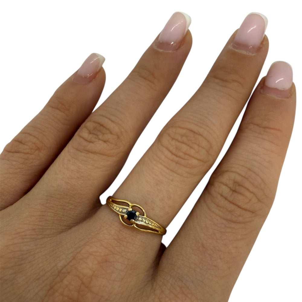 Bague en or jaune avec saphir  18K - T 53