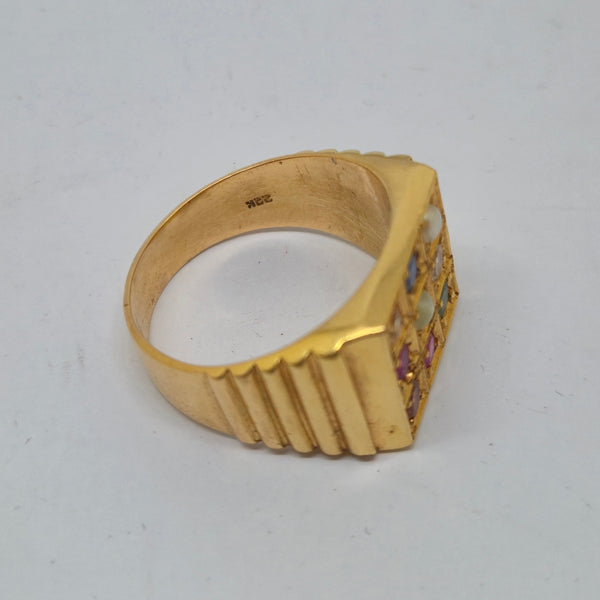 Bague chevalière en or jaune 22 carats