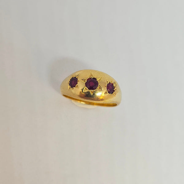 Bague en or jaune 18k avec rubis (9.52g, taille 62)