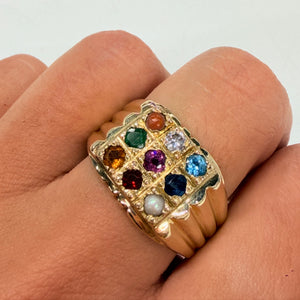 Chevalière en or jaune 18k avec oxydes de Zirconium