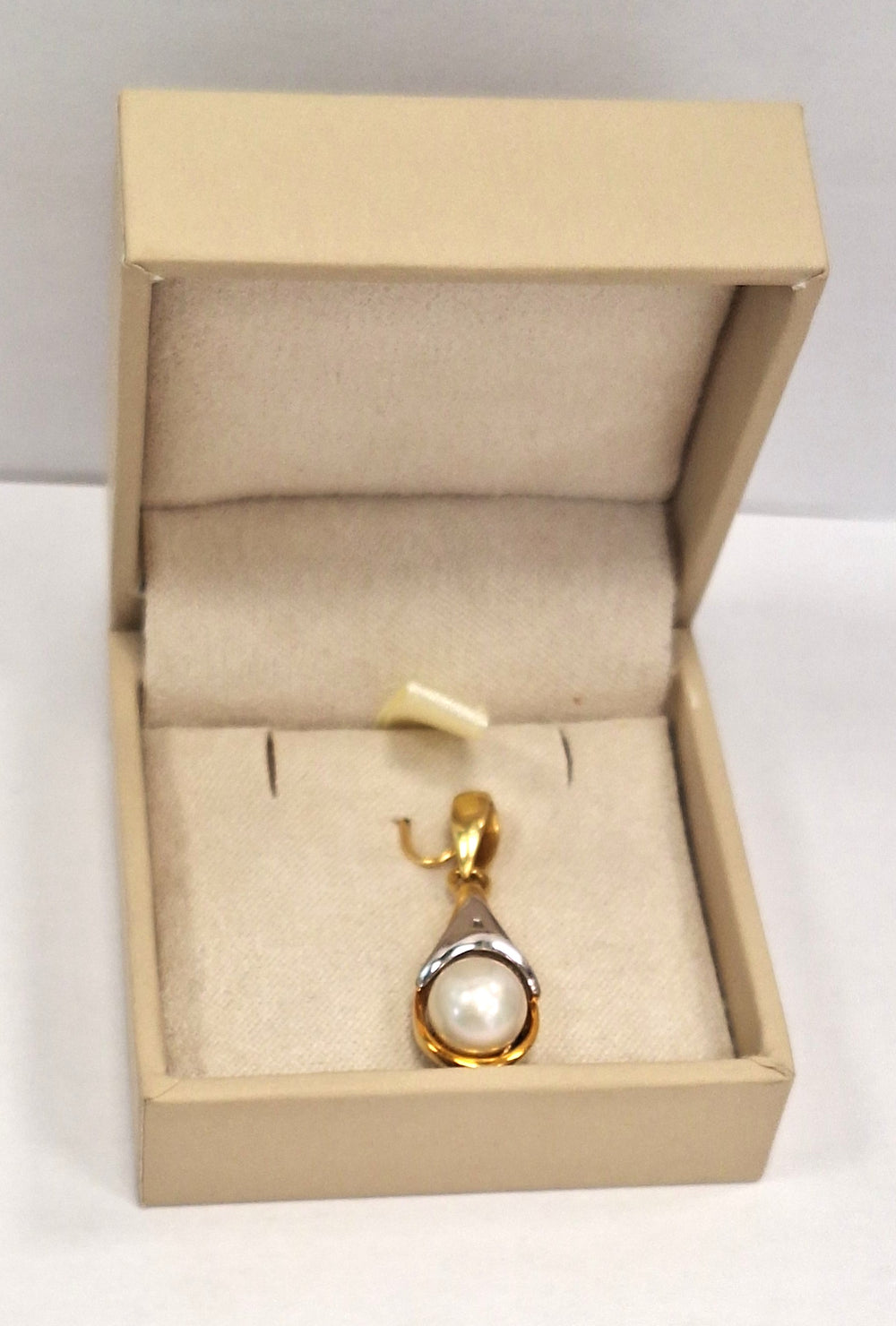 Pendentif Goutte Or Jaune et Blanc 18K avec Perle