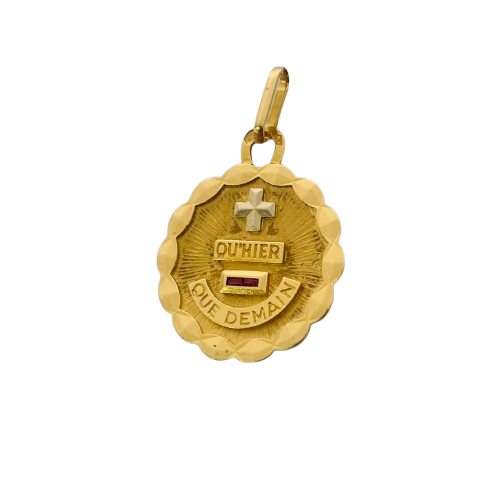 Pendentif Médaille en Or Jaune 18 K avec Rubis et Poinçon - 1.13 Grs