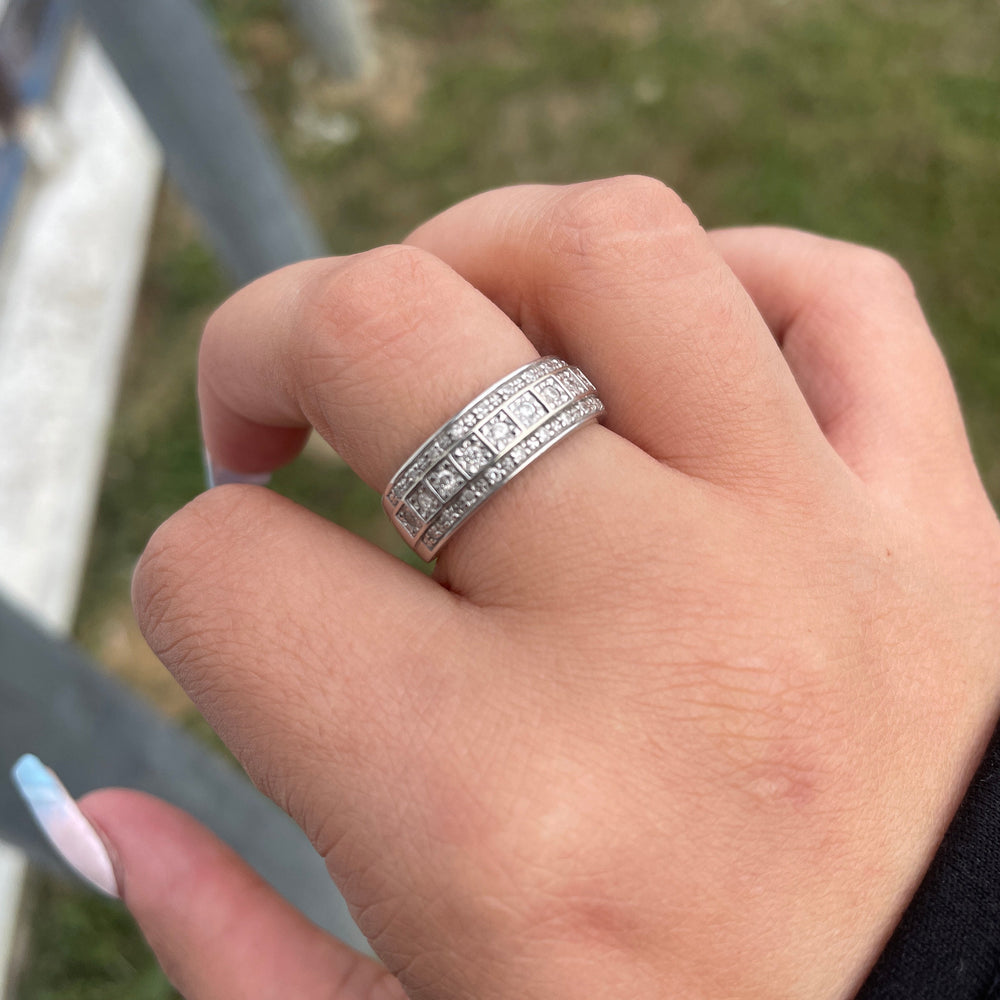 Bague en Or blanc 18 carats - Taille 54 4.40 Grs