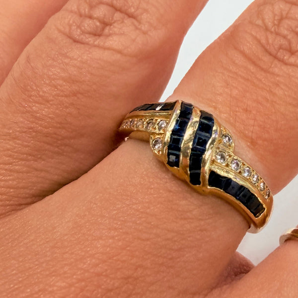 Bague en Or Jaune 18 K avec Diamants et Saphir