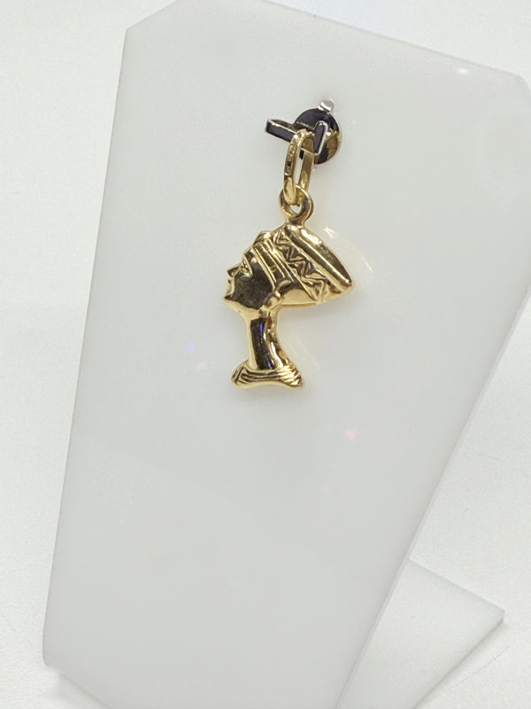 Pendentif Nefertiti Or Jaune 18k en Bon Etat