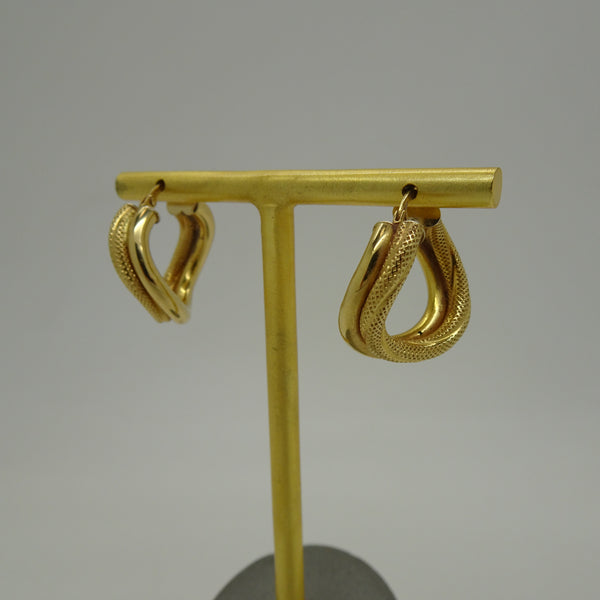 Boucles en or jaune 18K 4.05 Grs