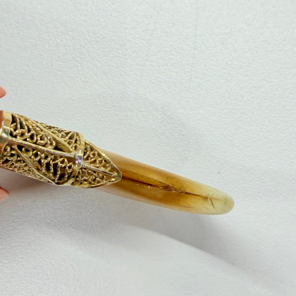 Pendentif griffe de tigre en or jaune 14 K