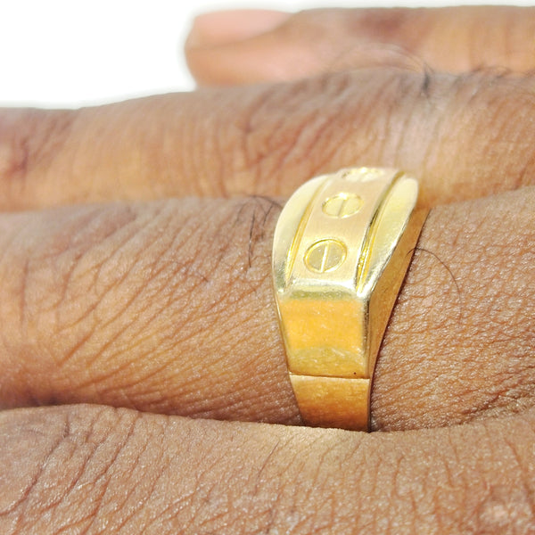Chevalière en or jaune 18K Taille-67