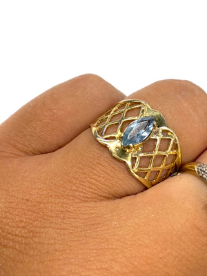 Superbe Bague en Or Jaune 14k avec Aigue Marine