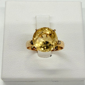 Bague avec Citrine en Or Jaune 18K
