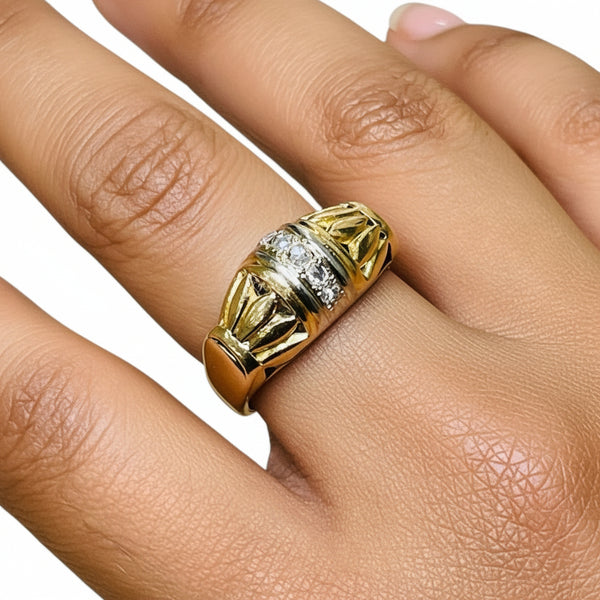 Bague Or Jaune 18K avec 5 Diamants - T57 - 3.53gr