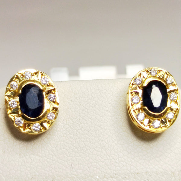 Boucles d'oreilles clou en or jaune 18k avec zircone - 1.75 Grs