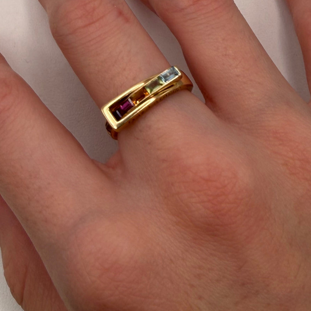 Bague en Or Jaune 750/1000 avec 6 Pierres