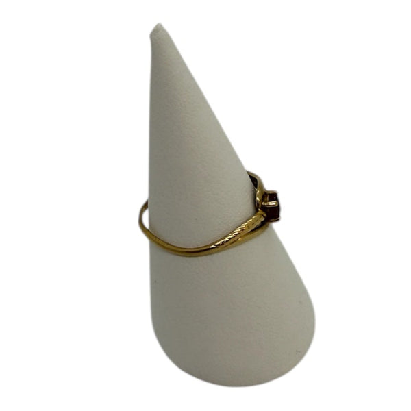 Bague en or jaune 18 carats sertie d’un rubis – Taille 57 1.20 Grs