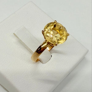 Bague avec Citrine en Or Jaune 18K