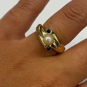 Bague empierrée en Or Jaune 18K