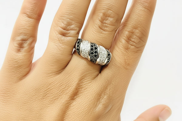 Bague en Or Blanc 18 K - Taille 54 - 10.02 G