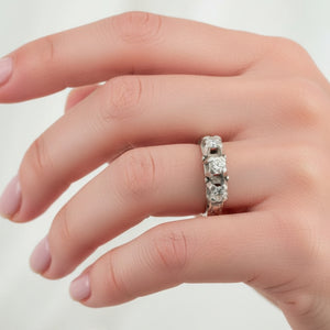 Bague Ancienne en Or Jaune et Or Gris 18k avec Diamants - T53 - 5.65gr