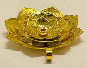 Pendentif Fleur en Or jaune 18K - Rubis - 3.05g