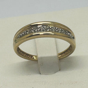 Alliance en Or Jaune 18 Carats avec Diamants