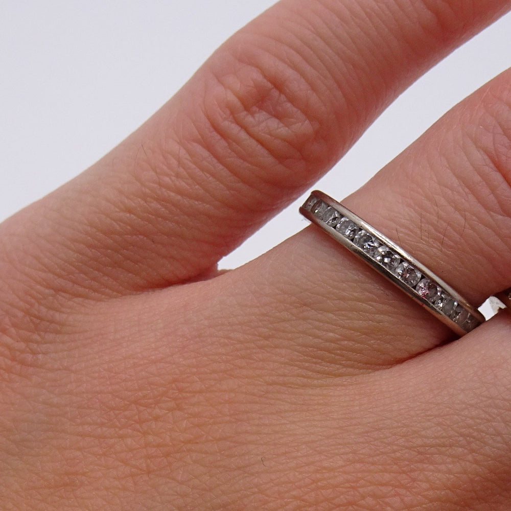 Alliance Or Blanc 18 Carats avec Diamants Taille 56