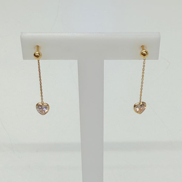Boucle d'oreille en or jaune 18k avec zirconium