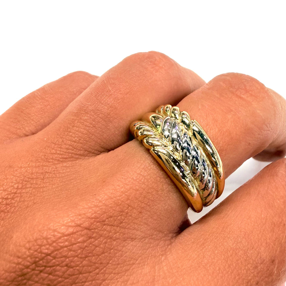 Bague travaillée en or jaune et or blanc 18 carats – Taille 53