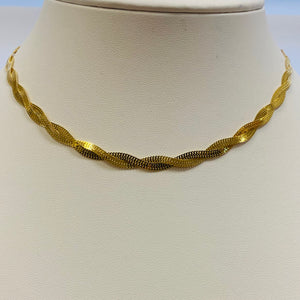 Collier ras du cou torsadé en or jaune 14 carats - 9.81 Grs