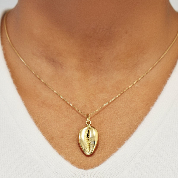 Pendentif Coquillage en Or Jaune 18 Carats