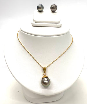 Parure collier et boucles d'oreille en Or 18k avec perles de tahiti