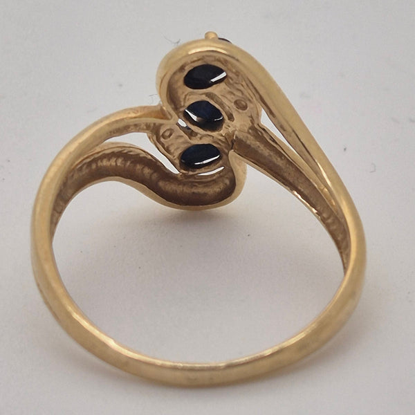 Bague en Or jaune 18k avec saphirs