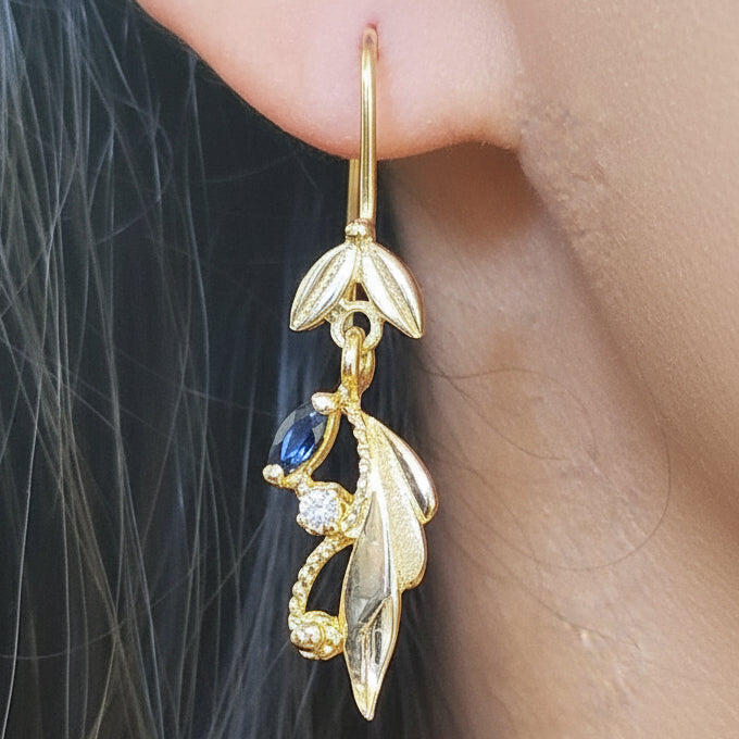 Boucles d'oreilles pendantes en or jaune 18K - 3.86gr