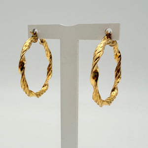 Boucles d'oreilles créoles en or jaune 18K 3.2 Grs