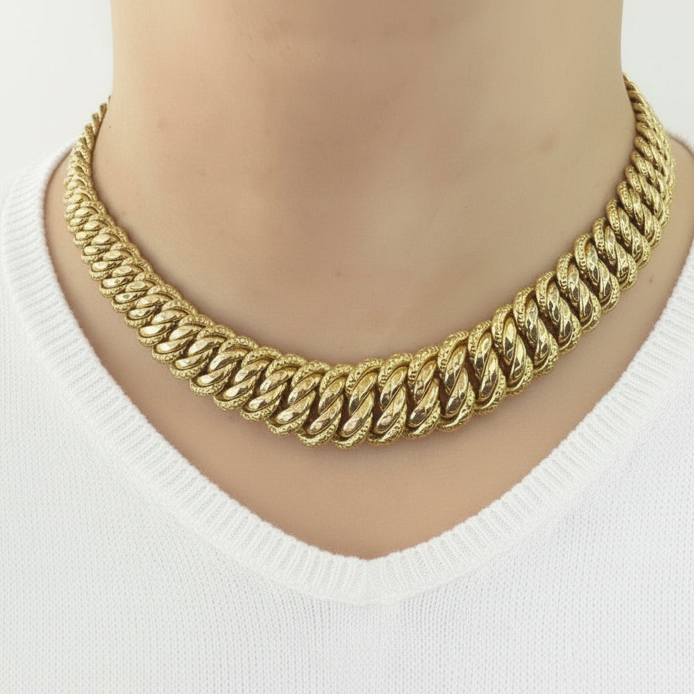 Collier en or jaune 18K - 47.25 G