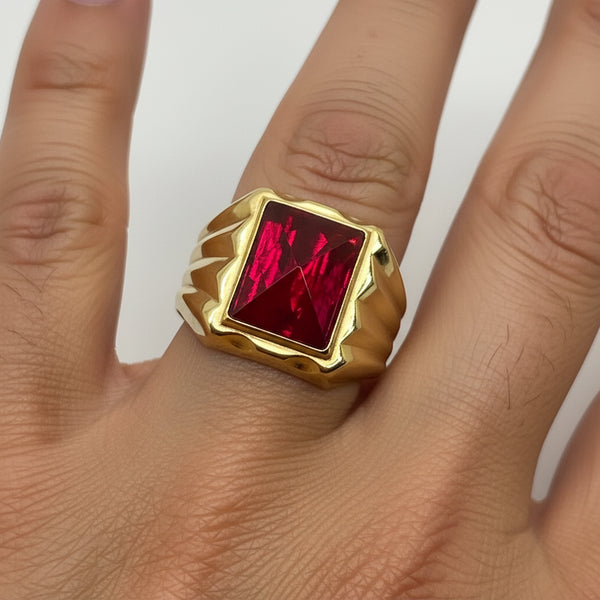 Bague Chevalière Or Jaune 18K avec Rubis - T66 - 6gr