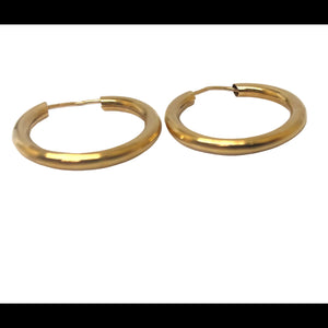 Boucles d'oreilles créoles en or jaune 18K