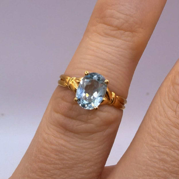 Bague Solitaire en Or Jaune 18 K - 1.66 G
