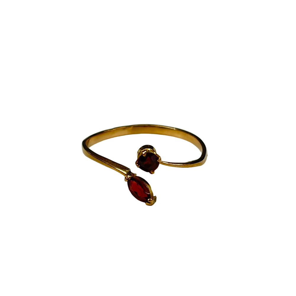 Bague Or Jaune Empierrée avec 2 Grenats